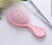 Charger l'image dans la galerie, Mini brosse à cheveux