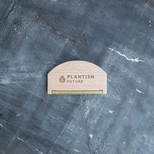 Charger l'image dans la galerie, Éliminateur de peluches en bois