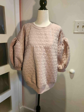 Charger l'image dans la galerie, T-shirt vieux rose neuf • XL
