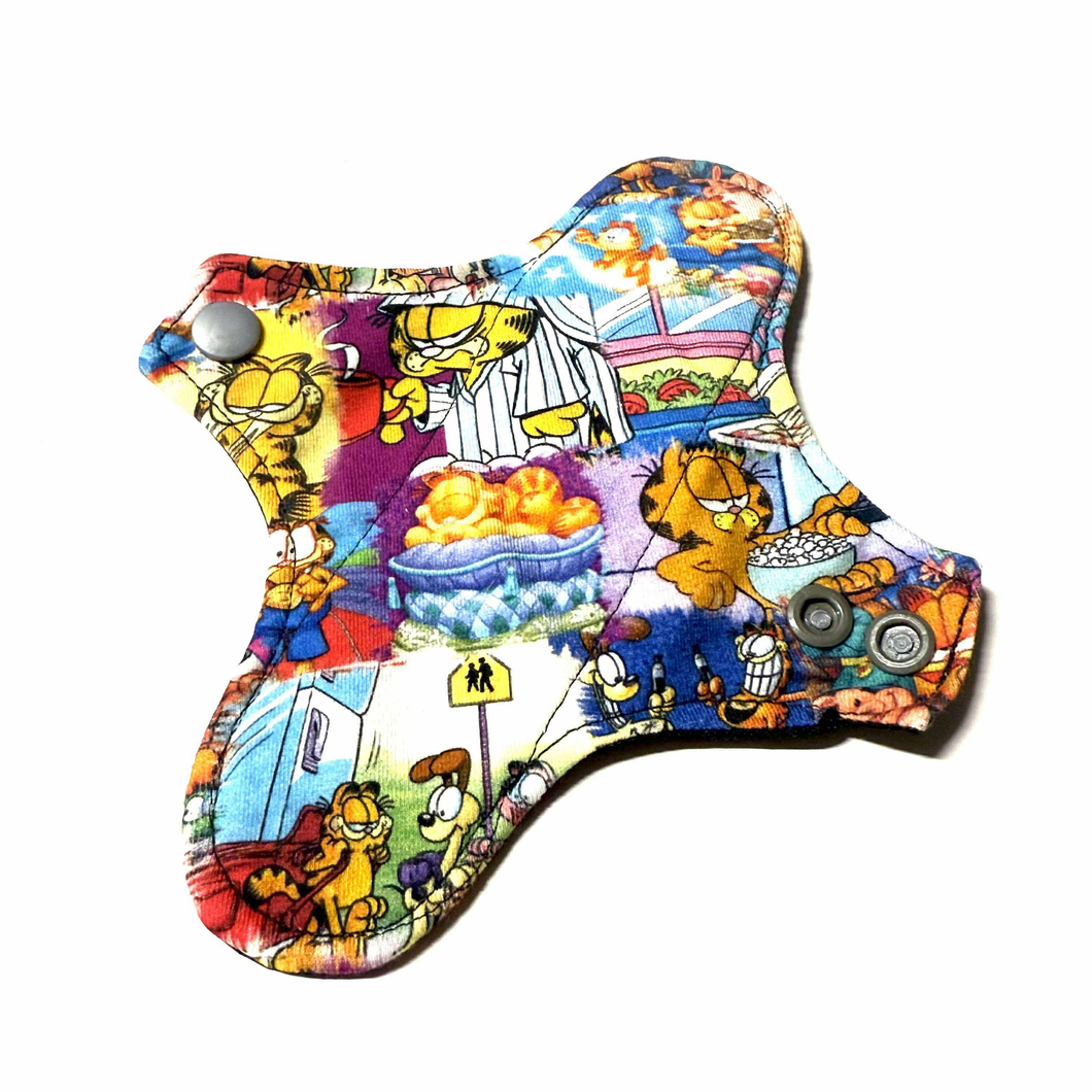 Serviette hygiénique lavable protège dessous • Chat