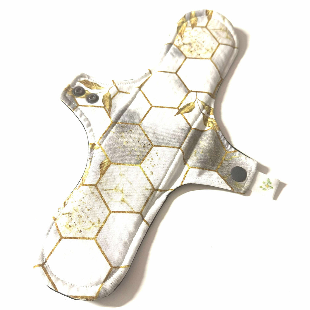 Serviette hygiénique lavable de nuit • Hexagone