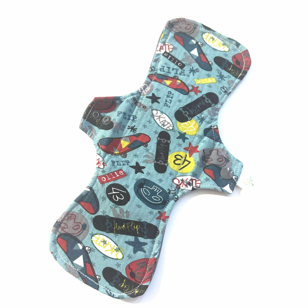 Serviette hygiénique lavable de jour • Skate
