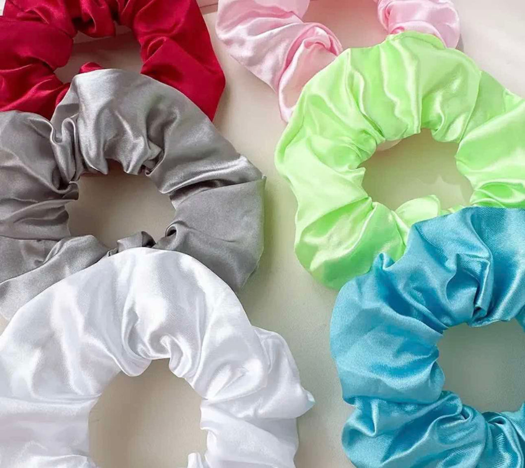 Chouchou en satin lumineux