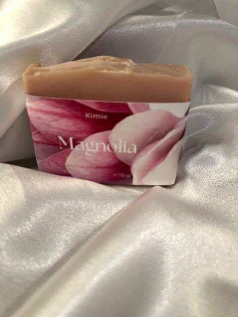 Savon • Magnolia
