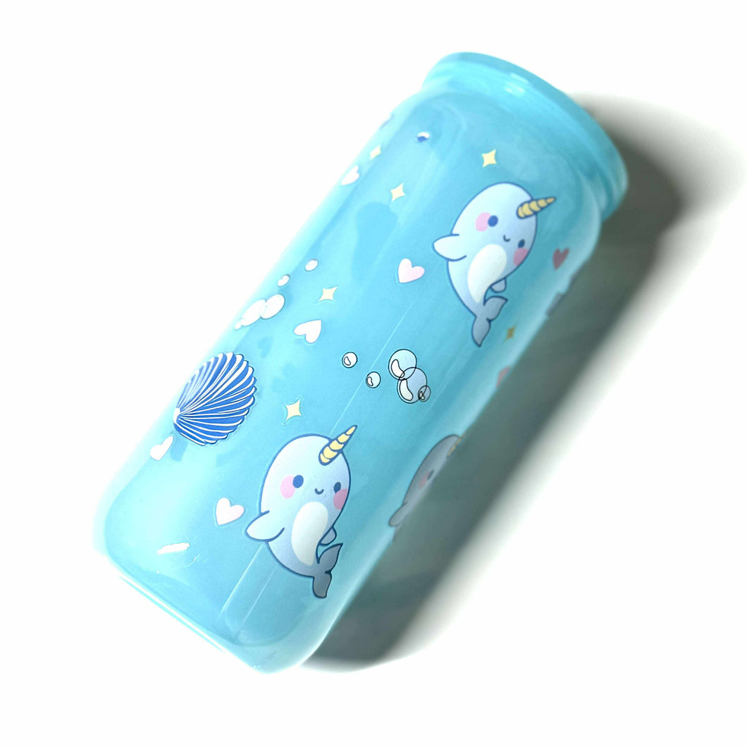 Verre en plastique • Poisson