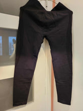 Charger l&#39;image dans la galerie, Legging pop-up neuf • L
