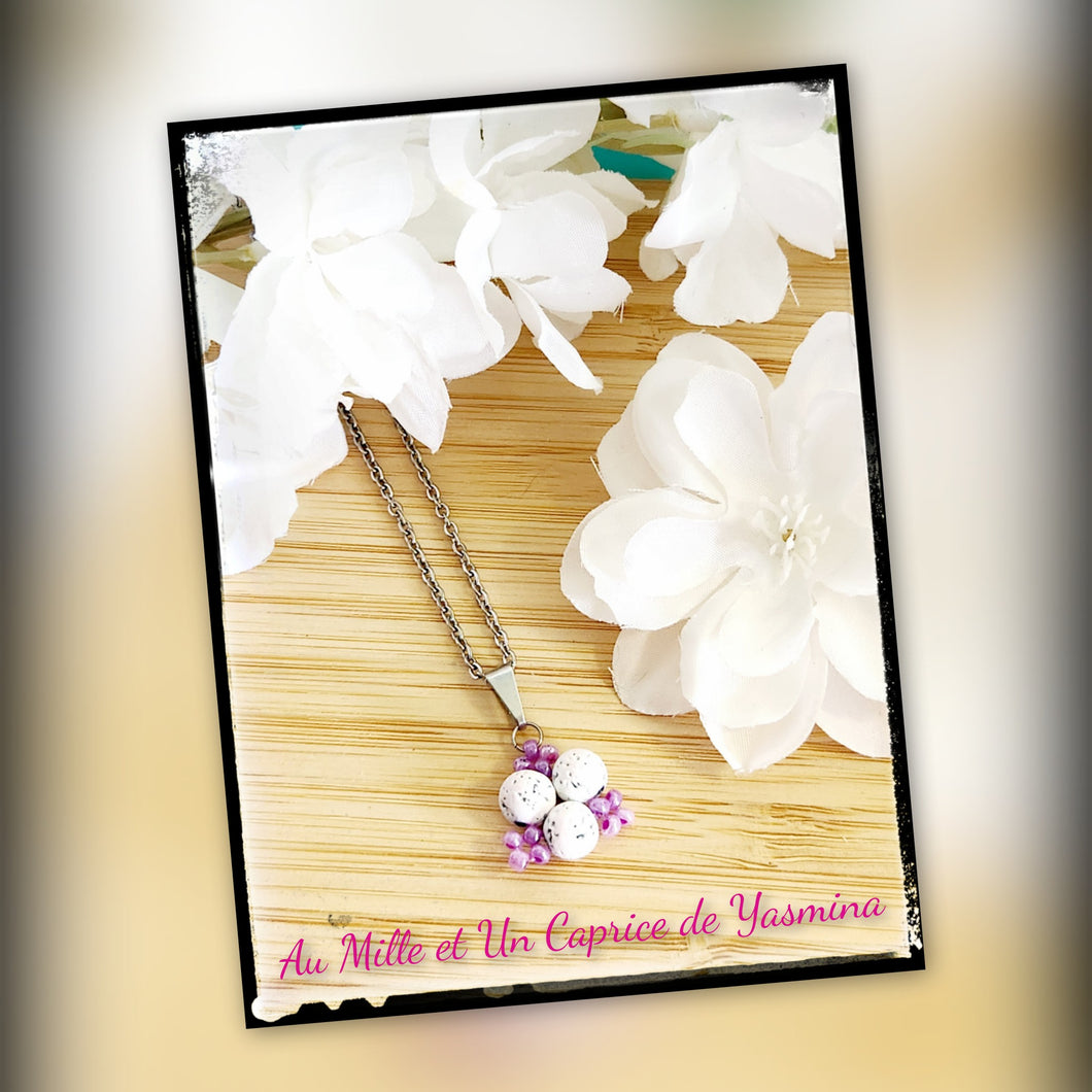 Collier • Pierre volcanique blanche