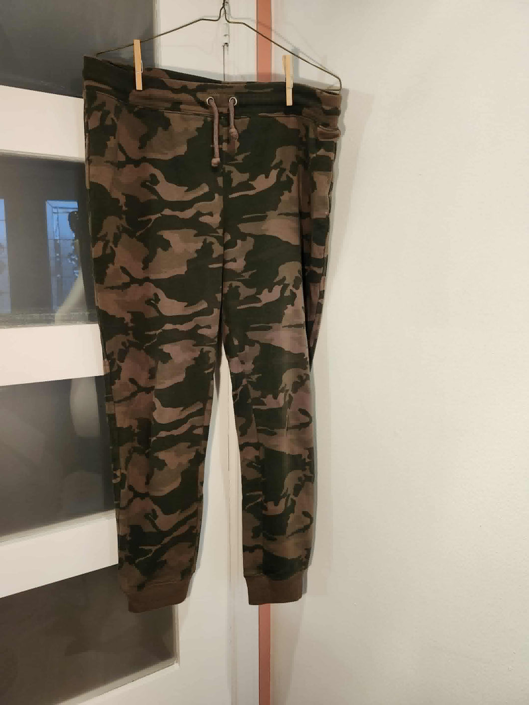 Pantalon legging armé • L